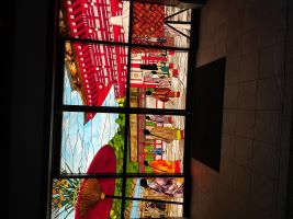 結婚は現実の家庭生活です。